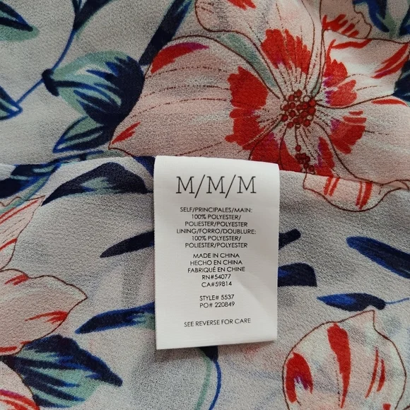 CABI Multicolor Floral Print Sleeveless V-Neck Blouse Women's Size Medium - Picture 11 of 11